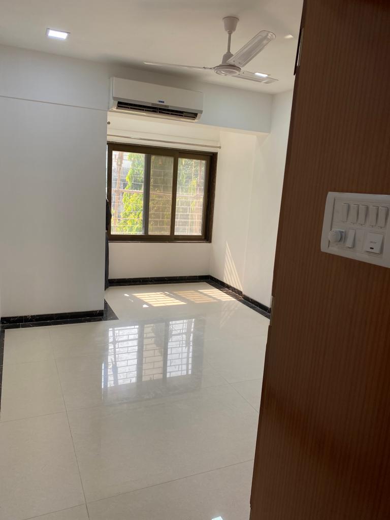 2 BHK Semi Furnished in Apsara Cosmopolitan , Bandra West
